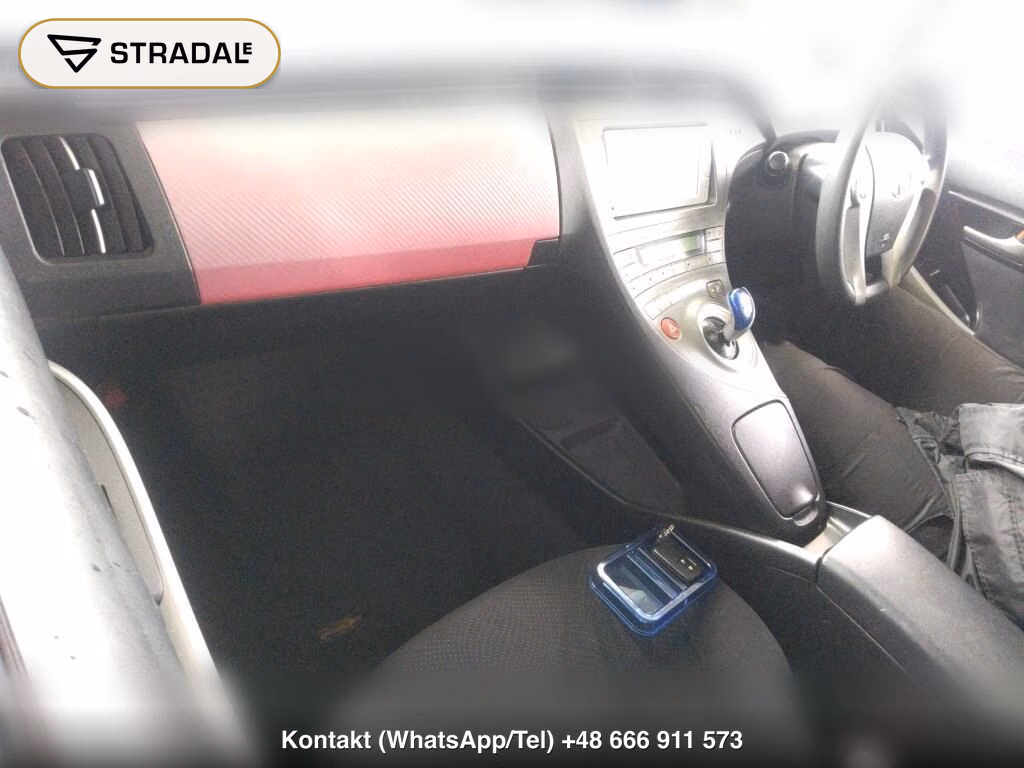 TOYOTA PRIUS 5D L, miniaturka 4