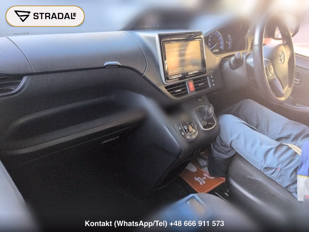 TOYOTA NOAH HYBRID G, miniaturka 4