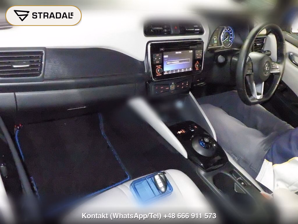 NISSAN LEAF G, miniaturka 4