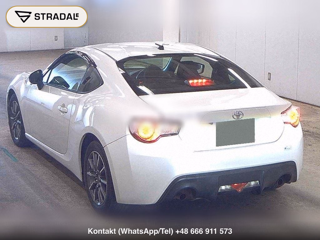 TOYOTA 86 G, miniaturka 3