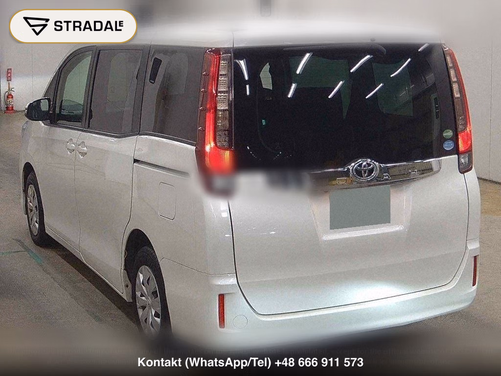 TOYOTA NOAH X, miniaturka 3