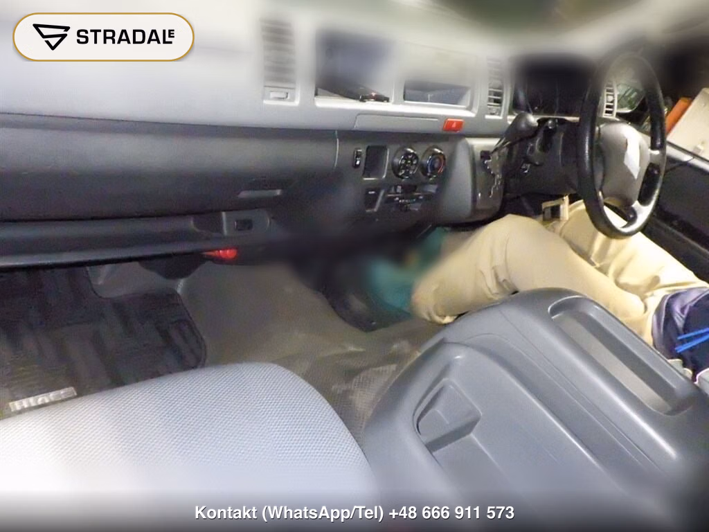 TOYOTA HIACE WAGON 4D DX, miniaturka 4