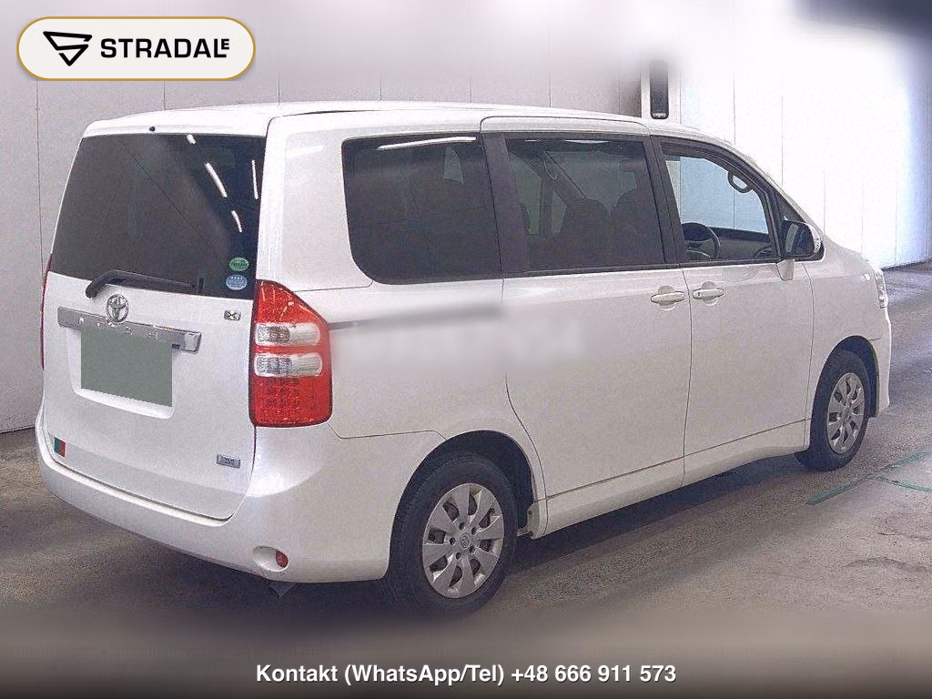 TOYOTA NOAH, miniaturka 6