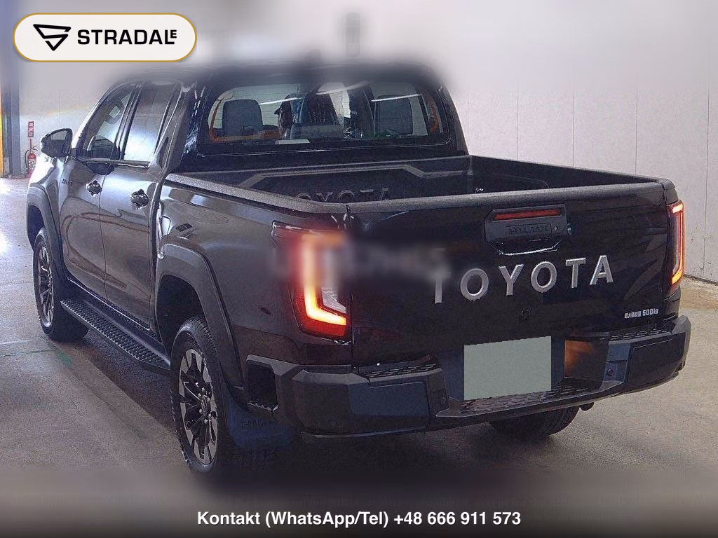 TOYOTA HILUX 4D 4WD Z, miniaturka 3