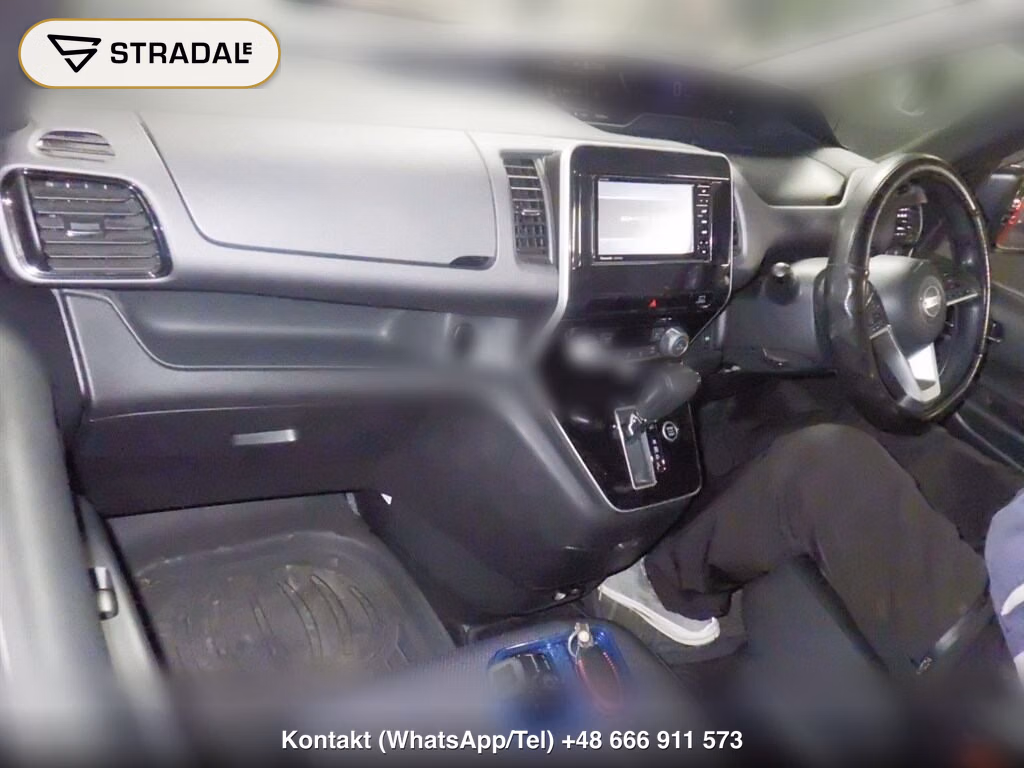 NISSAN SERENA 5D S, miniaturka 4