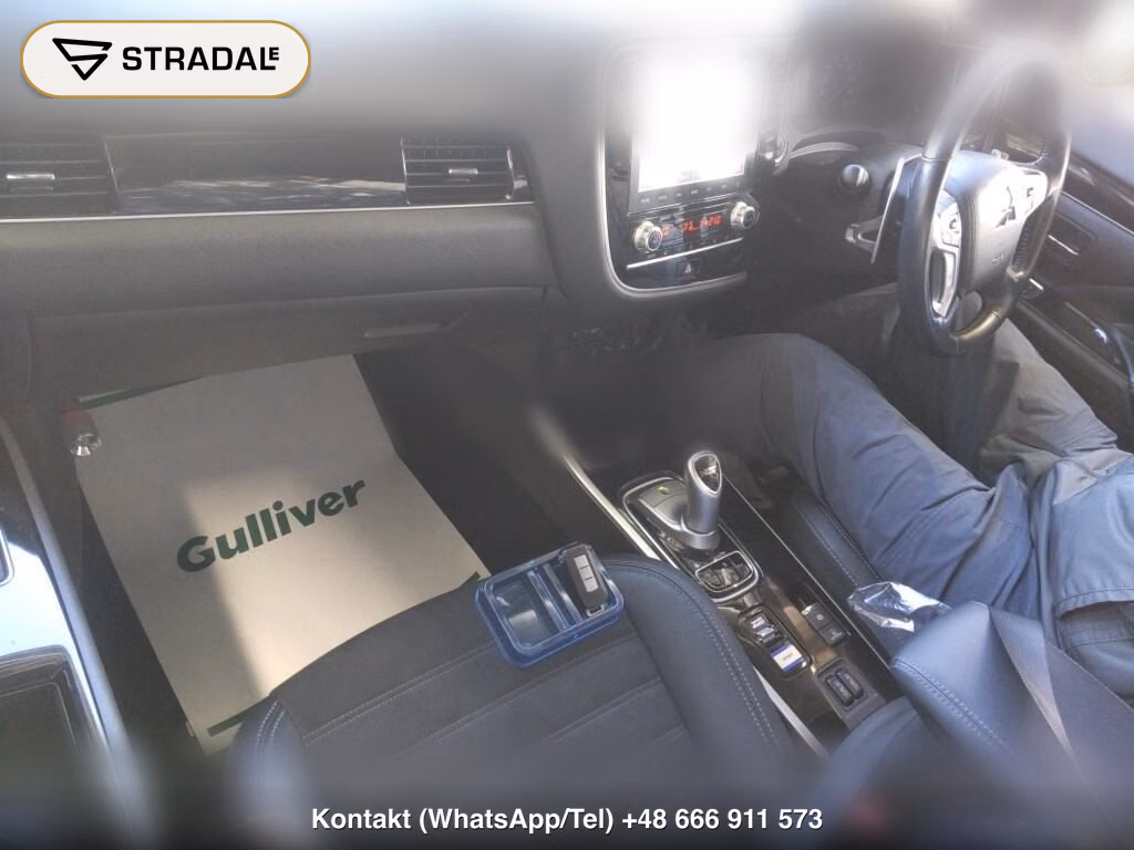 MITSUBISHI OUTLANDER PHEV 4WD G PLUS PACKAGE, miniaturka 4
