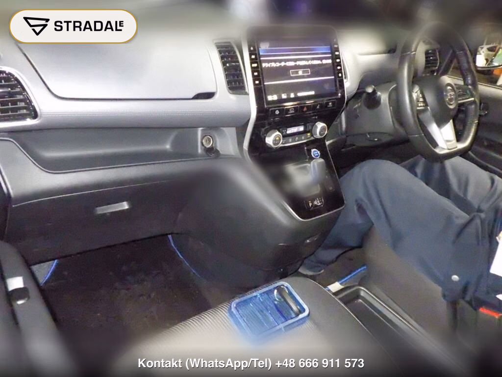 NISSAN SERENA 5D E-POWER HIGHWAY STAR V, miniaturka 4