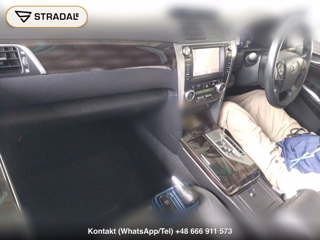 TOYOTA CAMRY 4D HYBRID LEATHER PACKAGE, miniaturka 4