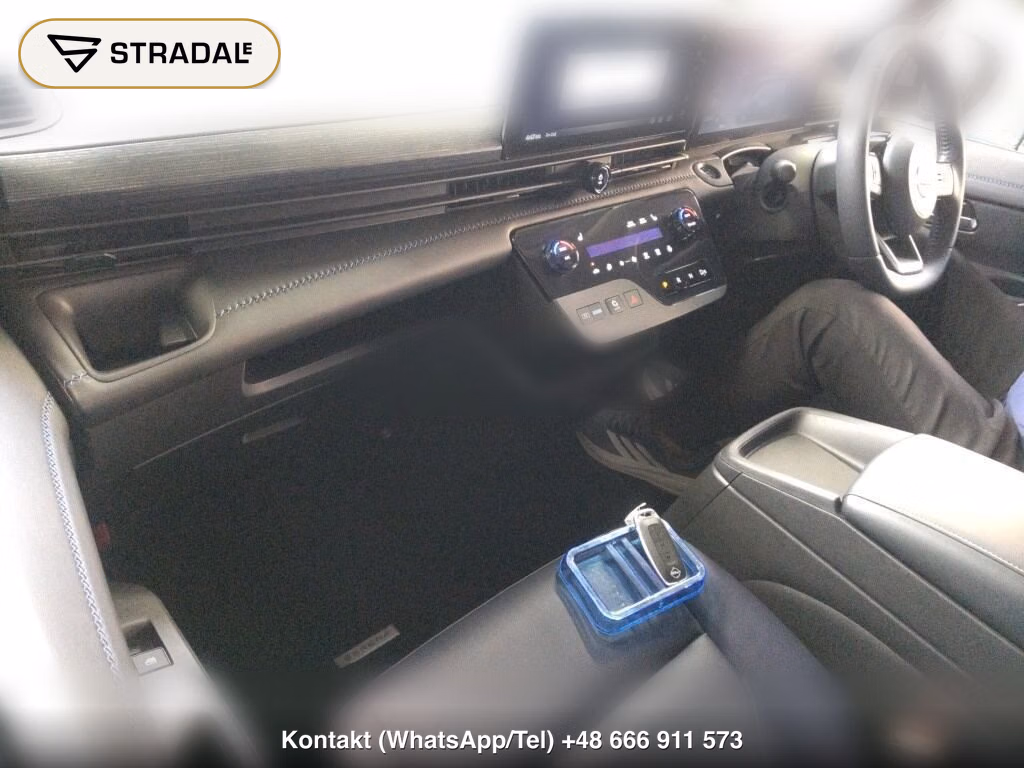 NISSAN SERENA 5D E-POWER LUXION, miniaturka 4