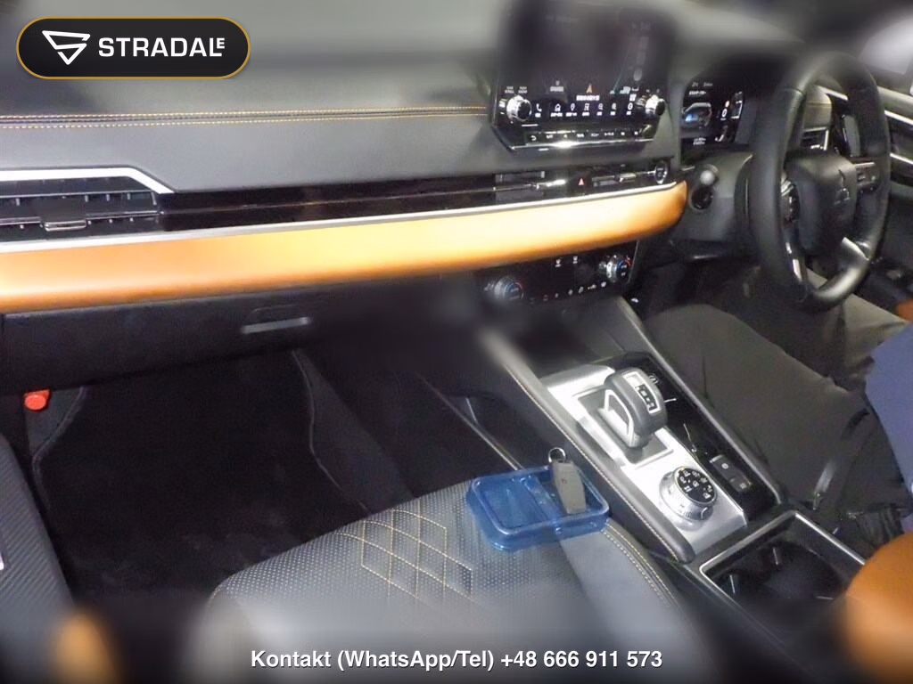 MITSUBISHI OUTLANDER PHEV 4WD P, miniaturka 4