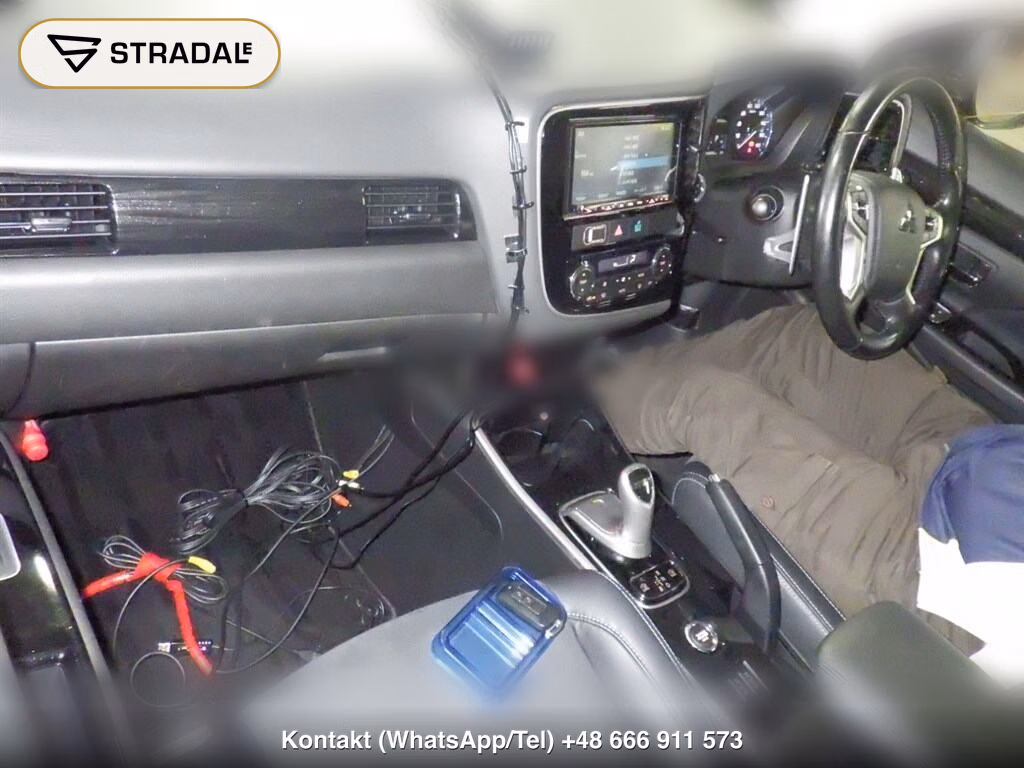 MITSUBISHI OUTLANDER PHEV 4WD G SAFETY PACKAGE, miniaturka 4