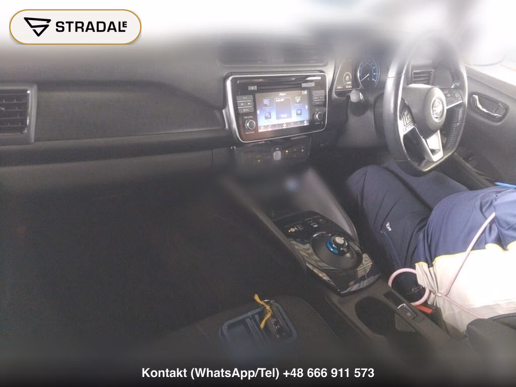 NISSAN LEAF E+ X, miniaturka 4