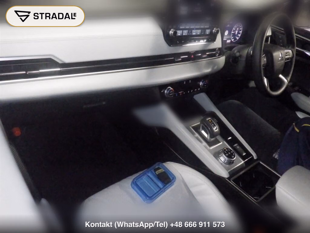 MITSUBISHI OUTLANDER PHEV 4WD P, miniaturka 4