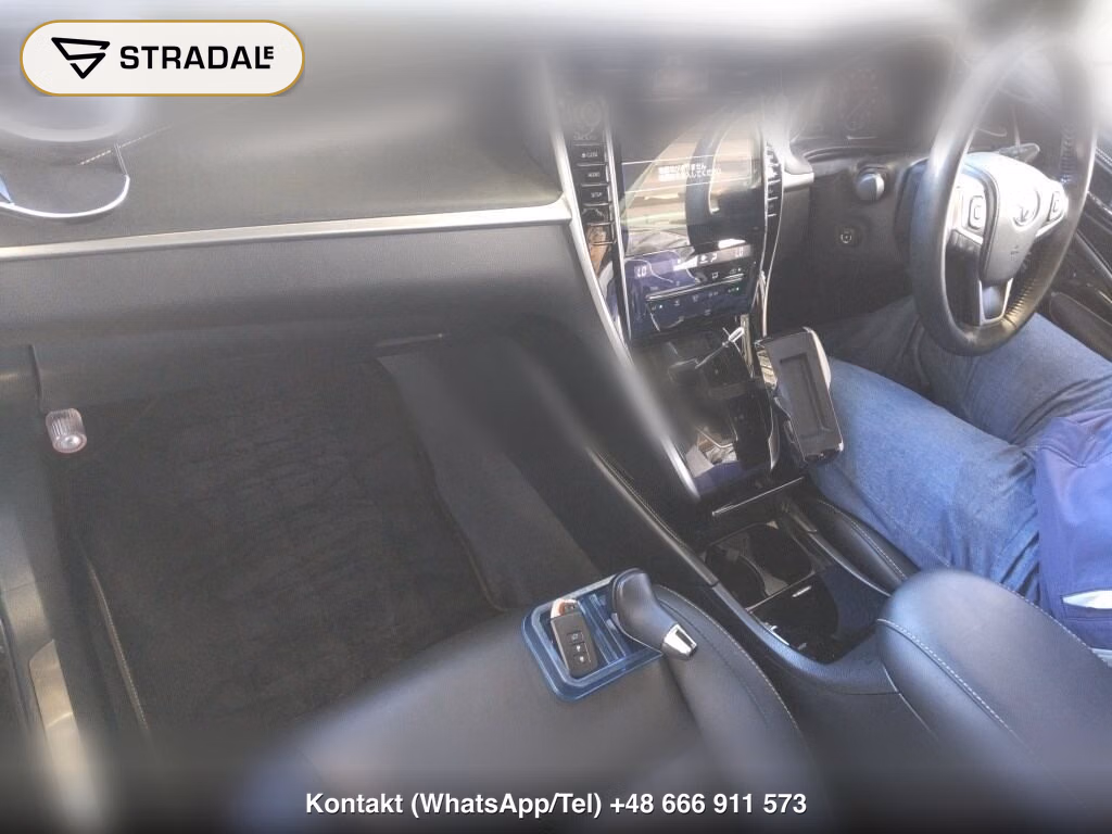 TOYOTA HARRIER PROGRESS, miniaturka 4