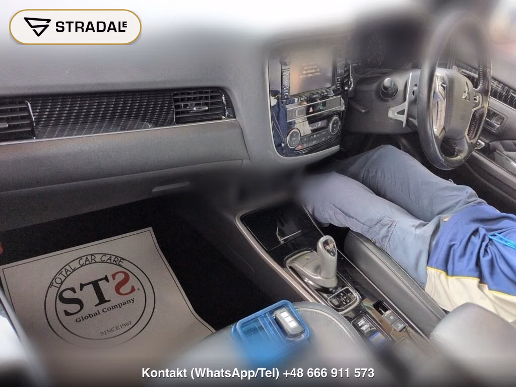 MITSUBISHI OUTLANDER PHEV 4WD G PREMIUM PACKAGE, miniaturka 4