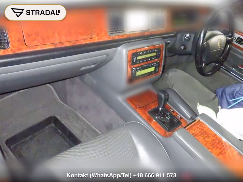TOYOTA CENTURY 4D STANDARD VERSION, miniaturka 4