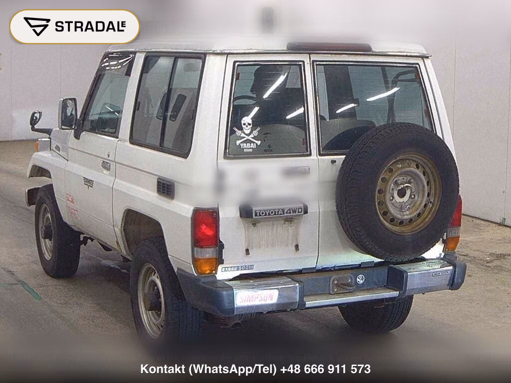 TOYOTA LAND CRUISER 70 3D 4WD LX, miniaturka 3