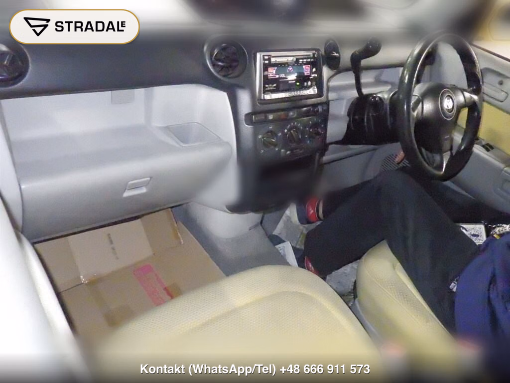 TOYOTA BB 4D OPEN DECK, miniaturka 4