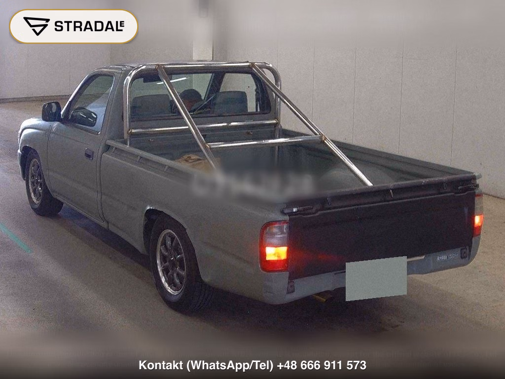 TOYOTA HILUX 2D DX, miniaturka 3