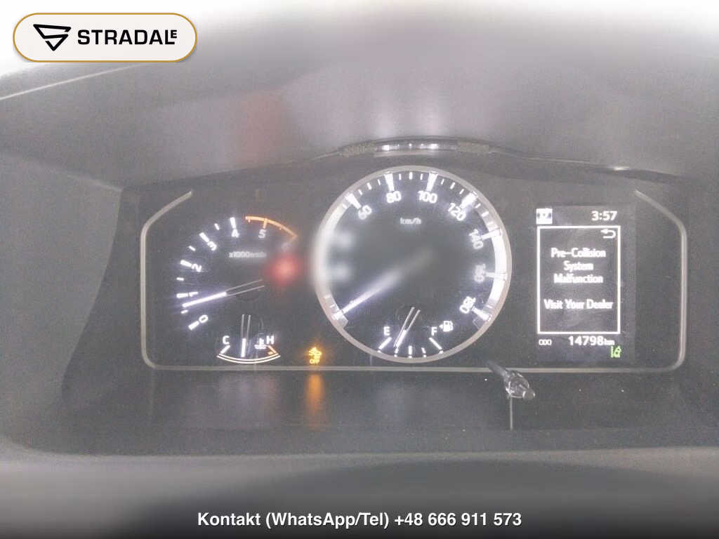 TOYOTA HIACE VAN 4D DX, miniaturka 4
