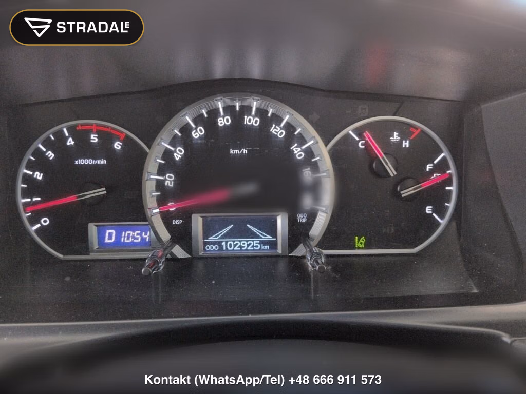 TOYOTA HIACE VAN 4D 4WD DX, miniaturka 4