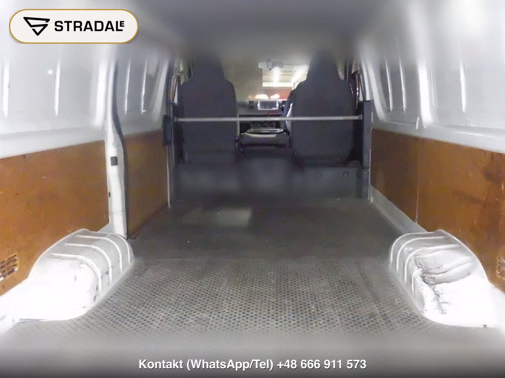 TOYOTA HIACE VAN 4D DX, miniaturka 7