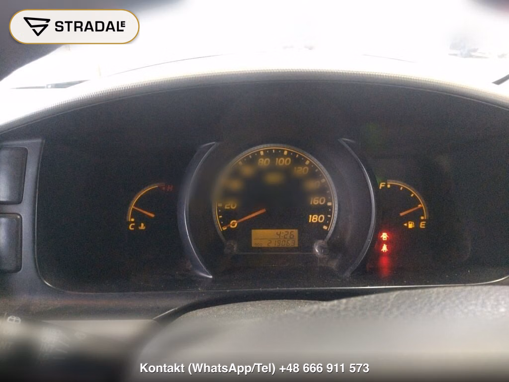 TOYOTA HIACE VAN 4D 4WD DX, miniaturka 4
