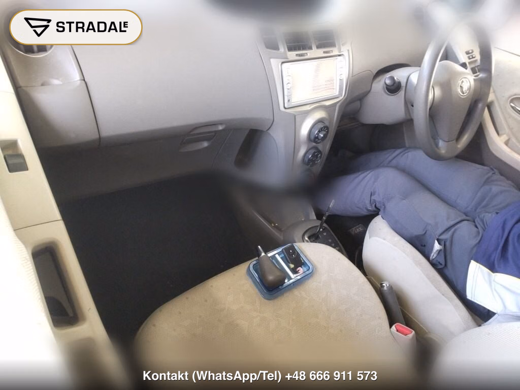 TOYOTA VITZ 5D, miniaturka 4