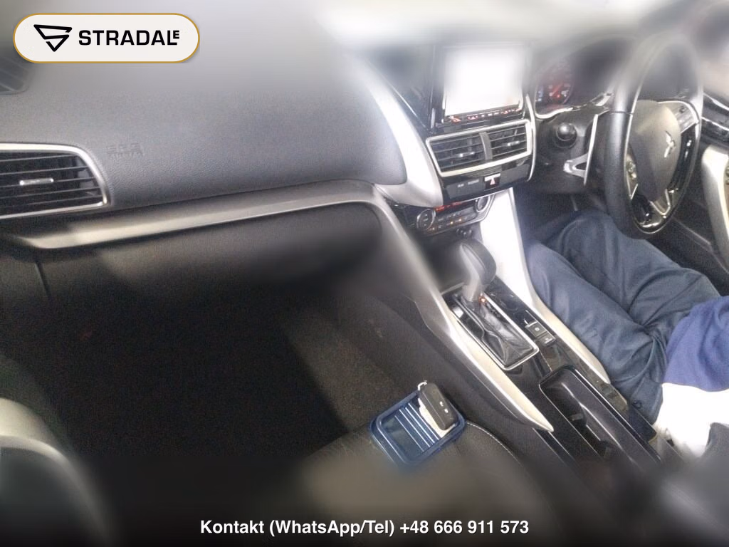 MITSUBISHI ECLIPSE CROSS G, miniaturka 4