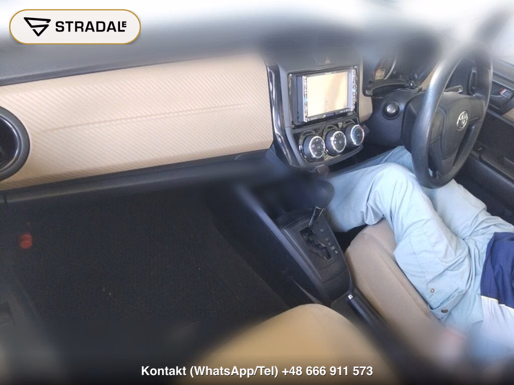 TOYOTA COROLLA AXIO 4WD 1.5X, miniaturka 4