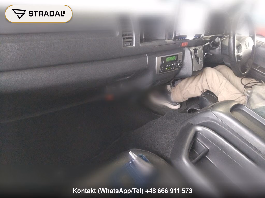 TOYOTA HIACE COMMUTER 4D SUPER LONG GL, miniaturka 4