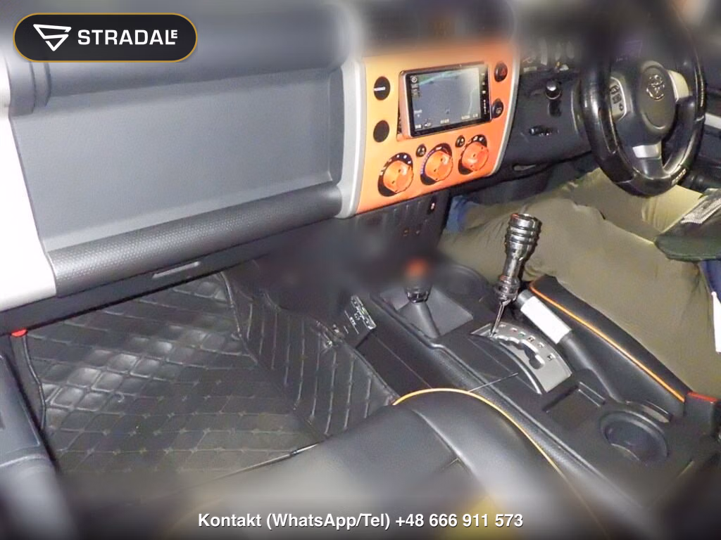TOYOTA FJ CRUISER 4WD OFF-ROAD PACKAGE, miniaturka 4