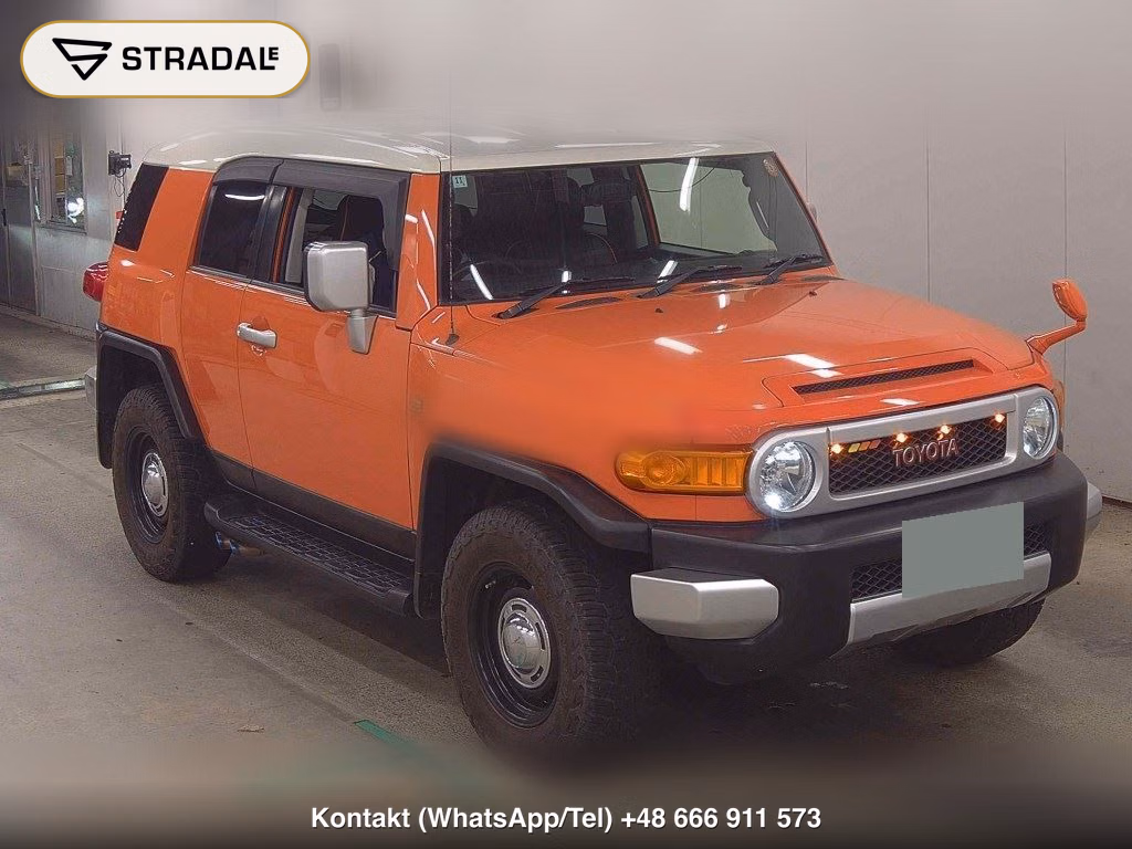 TOYOTA FJ CRUISER 4WD OFF-ROAD PACKAGE 2012, aukcja z Japonii, zdjęcie 1