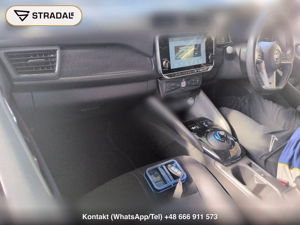 NISSAN LEAF X V SELECTION, miniaturka 4