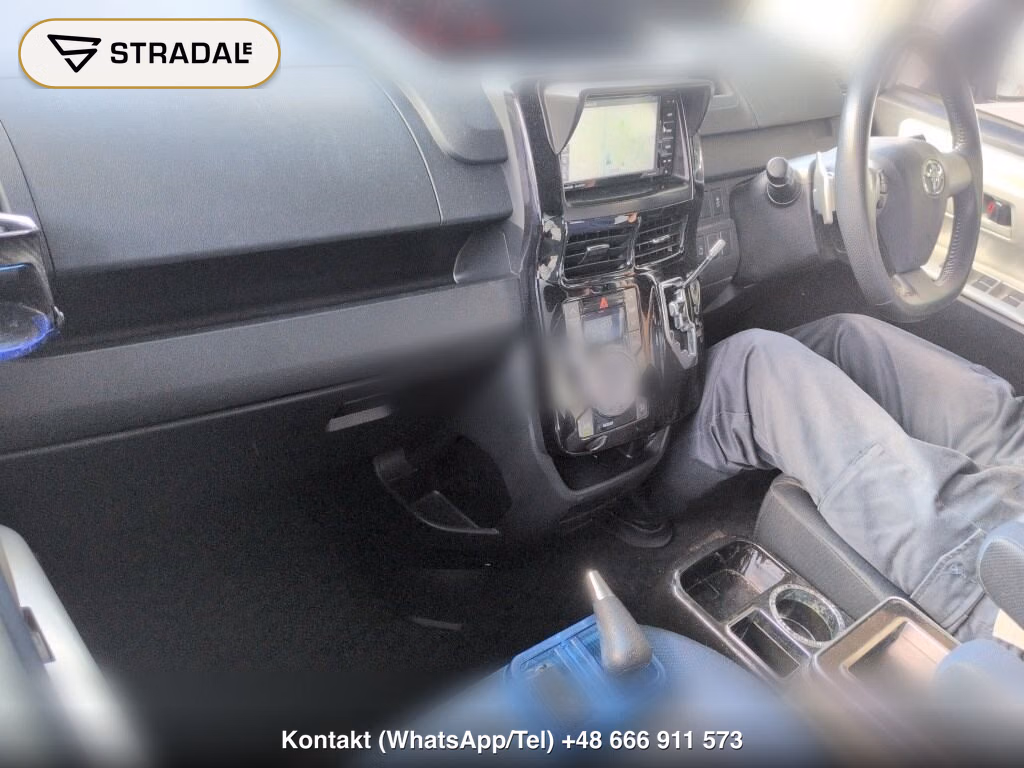 TOYOTA NOAH SI, miniaturka 4