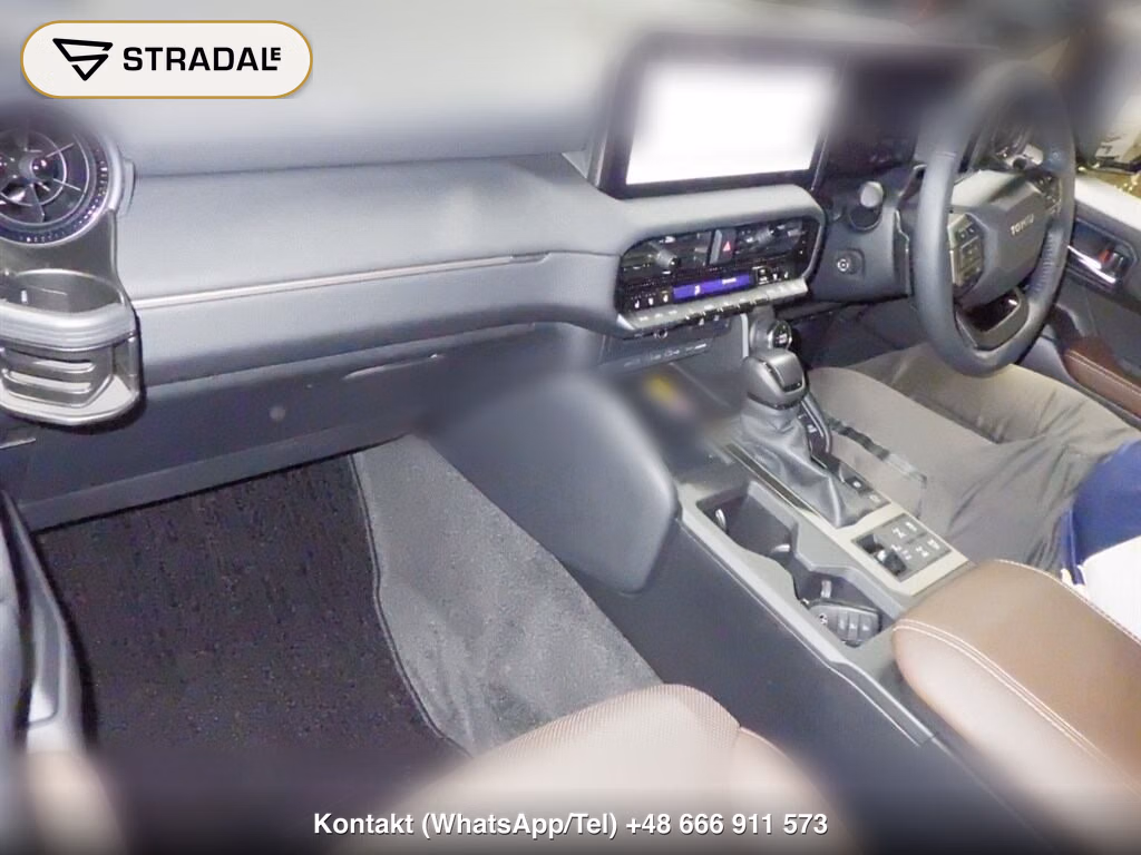 TOYOTA LAND CRUISER 250 4WD ZX, miniaturka 4
