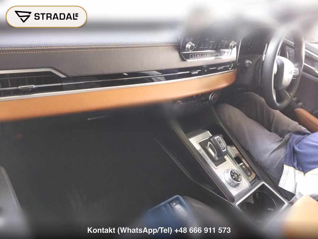 MITSUBISHI OUTLANDER PHEV 4WD P, miniaturka 4