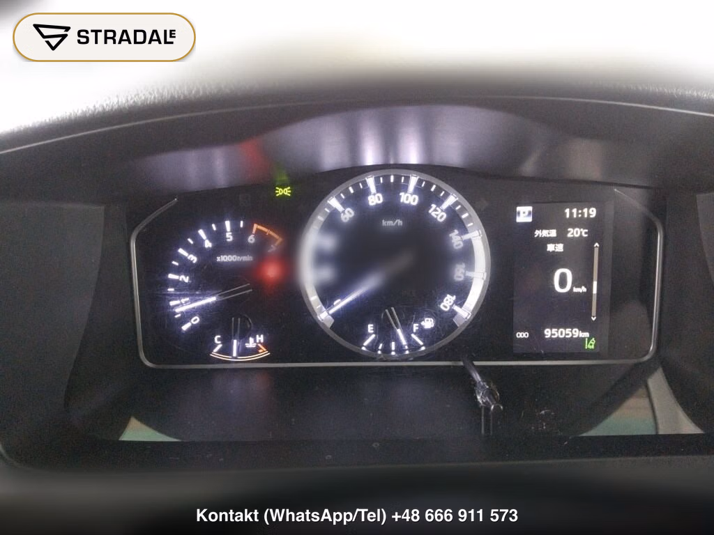 TOYOTA HIACE VAN 4D WELCAB, miniaturka 4