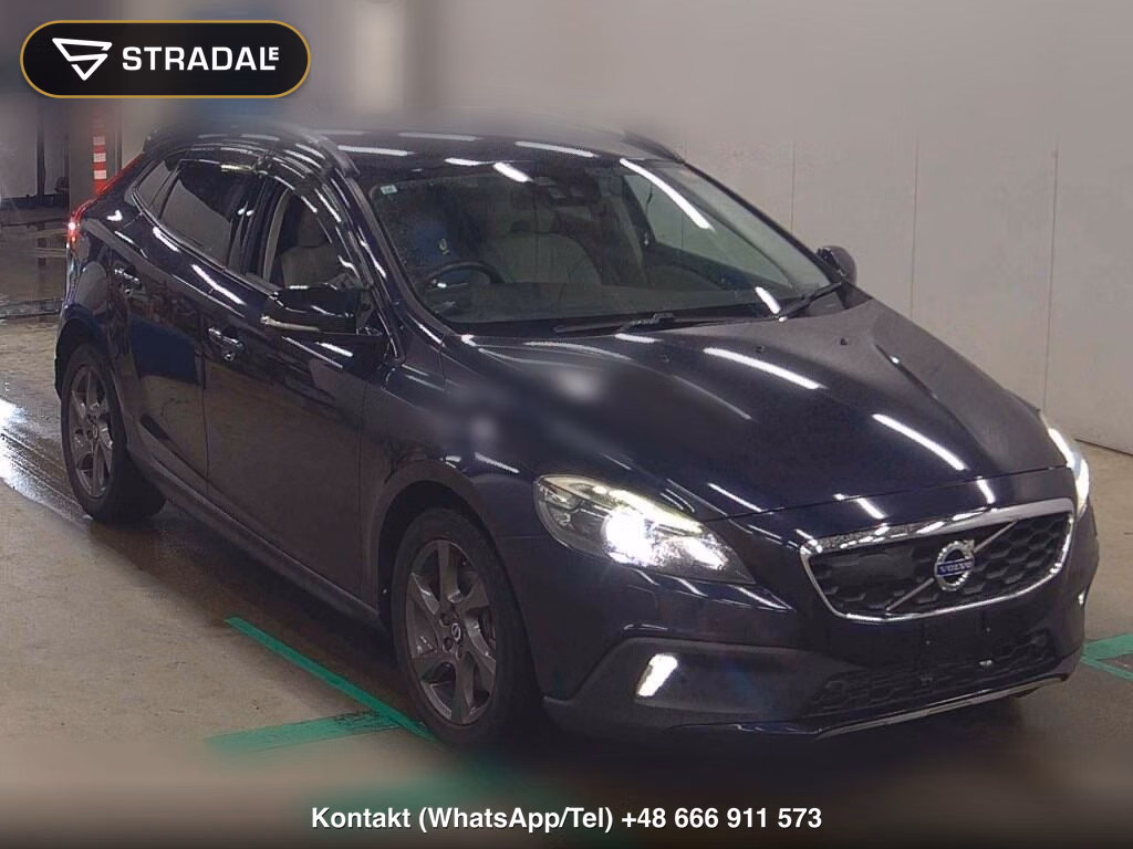 VOLVO V40 CROSS COUNTRY D4 SE 2015, aukcja z Japonii, zdjęcie 1