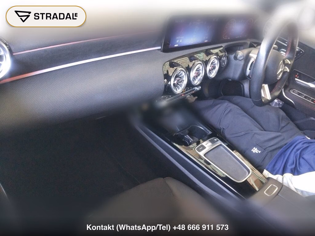 MERCEDES BENZ A-CLASS A200D, miniaturka 4