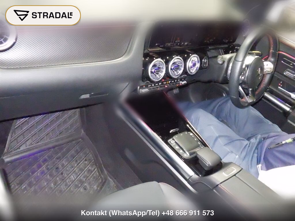 MERCEDES BENZ GLA-CLASS 4WD GLA200D 4MATIC AMG LINE, miniaturka 4