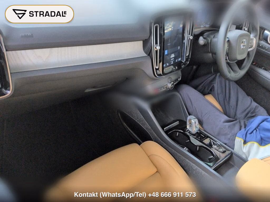 VOLVO XC40 RECHARGE PLUG-IN HYBRID T5 INSCRIPTION, miniaturka 4