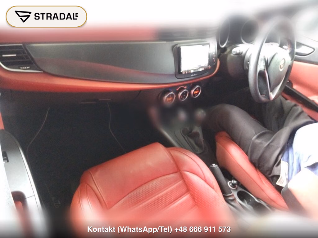 ALFA ROMEO GIULIETTA 5D QUADRIFOGLIO VERDE, miniaturka 4