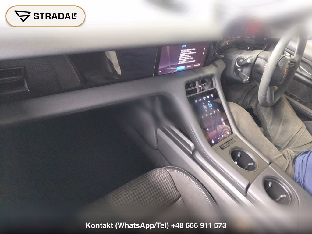 PORSCHE TAYCAN 4D, miniaturka 4