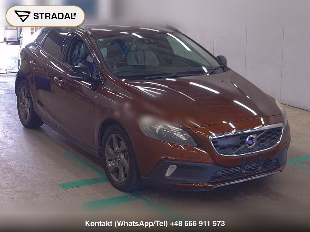 VOLVO V40 CROSS COUNTRY D4 SE 2015, aukcja z Japonii, zdjęcie 1