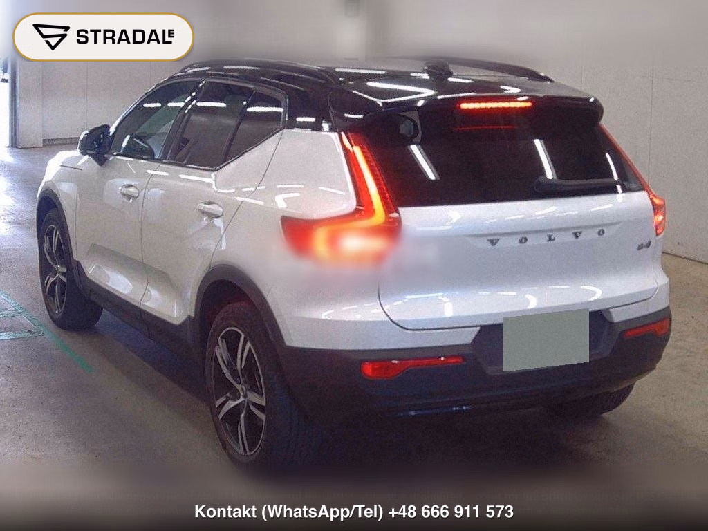 VOLVO XC40 4WD B4 AWD R-DESIGN, miniaturka 3