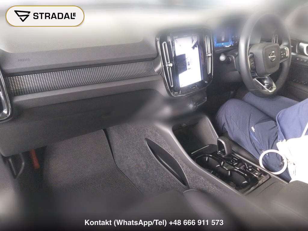VOLVO XC40 4WD ULTRA B4 AWD DARK EDITION, miniaturka 4