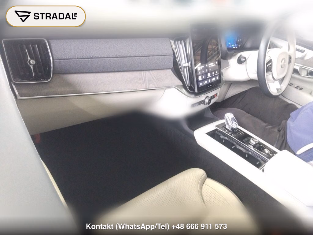 VOLVO XC90 4WD ULTRA B5 AWD AIR SUSPENSION EQUIPPED CAR, miniaturka 4