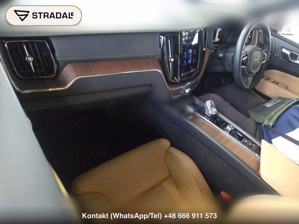 VOLVO XC60 4WD ULTIMATE B5 AWD, miniaturka 4
