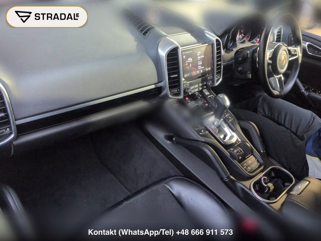 PORSCHE CAYENNE 4WD PLATINUM EDITION, miniaturka 4